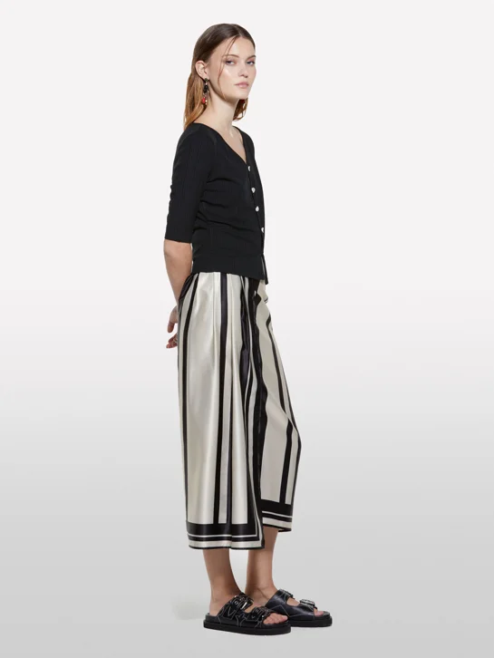 SISLEY Áo Len Ngắn Tay Nữ Women Sweater