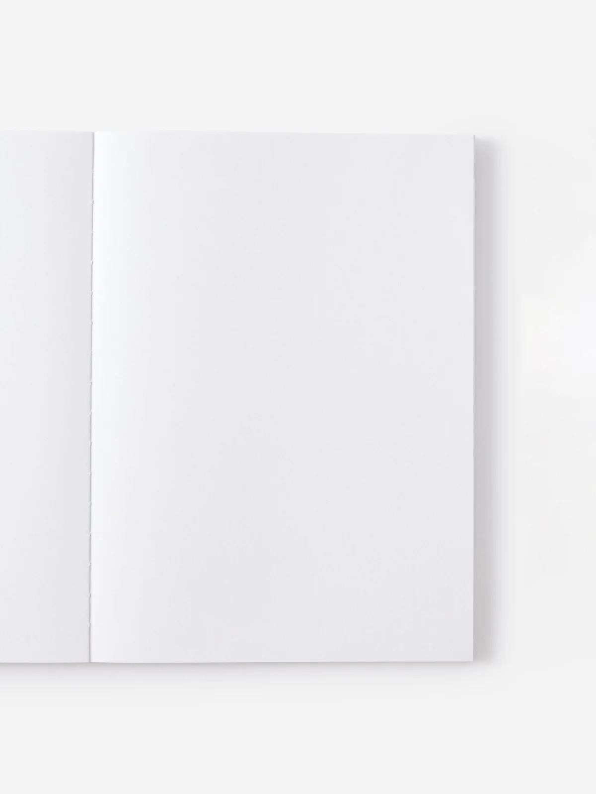 TYPO Sổ Vẽ Sketch Book A4 - A4 Stitch Bound Sketch Book