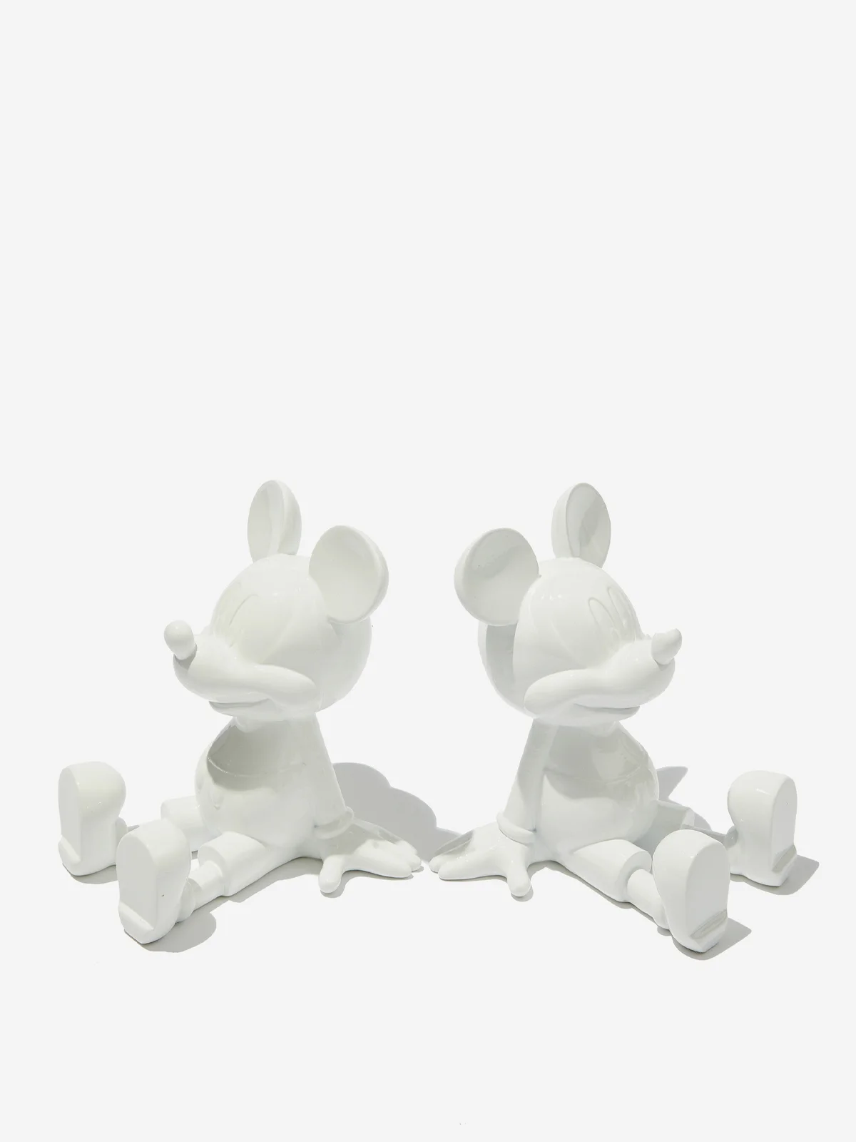 Typo - Giá Đỡ Sách-Collab Bookends