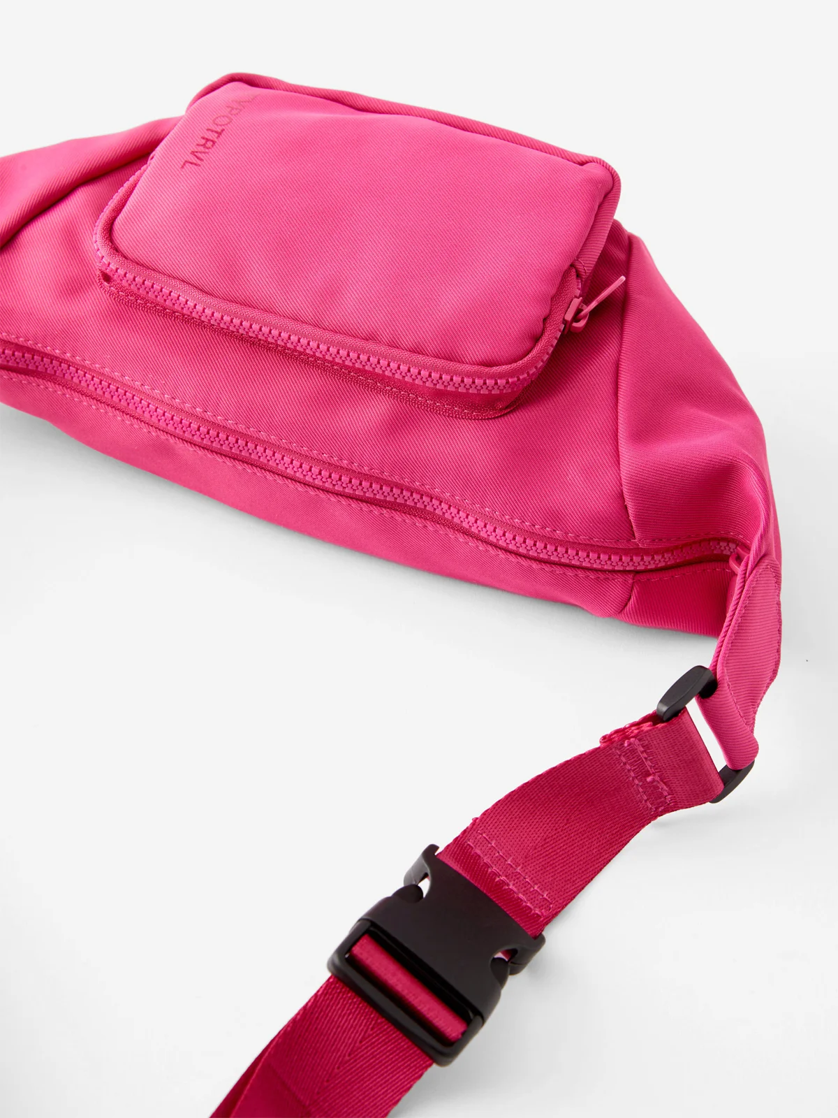 TYPO Túi Đeo Du Lịch - Traveller Sling