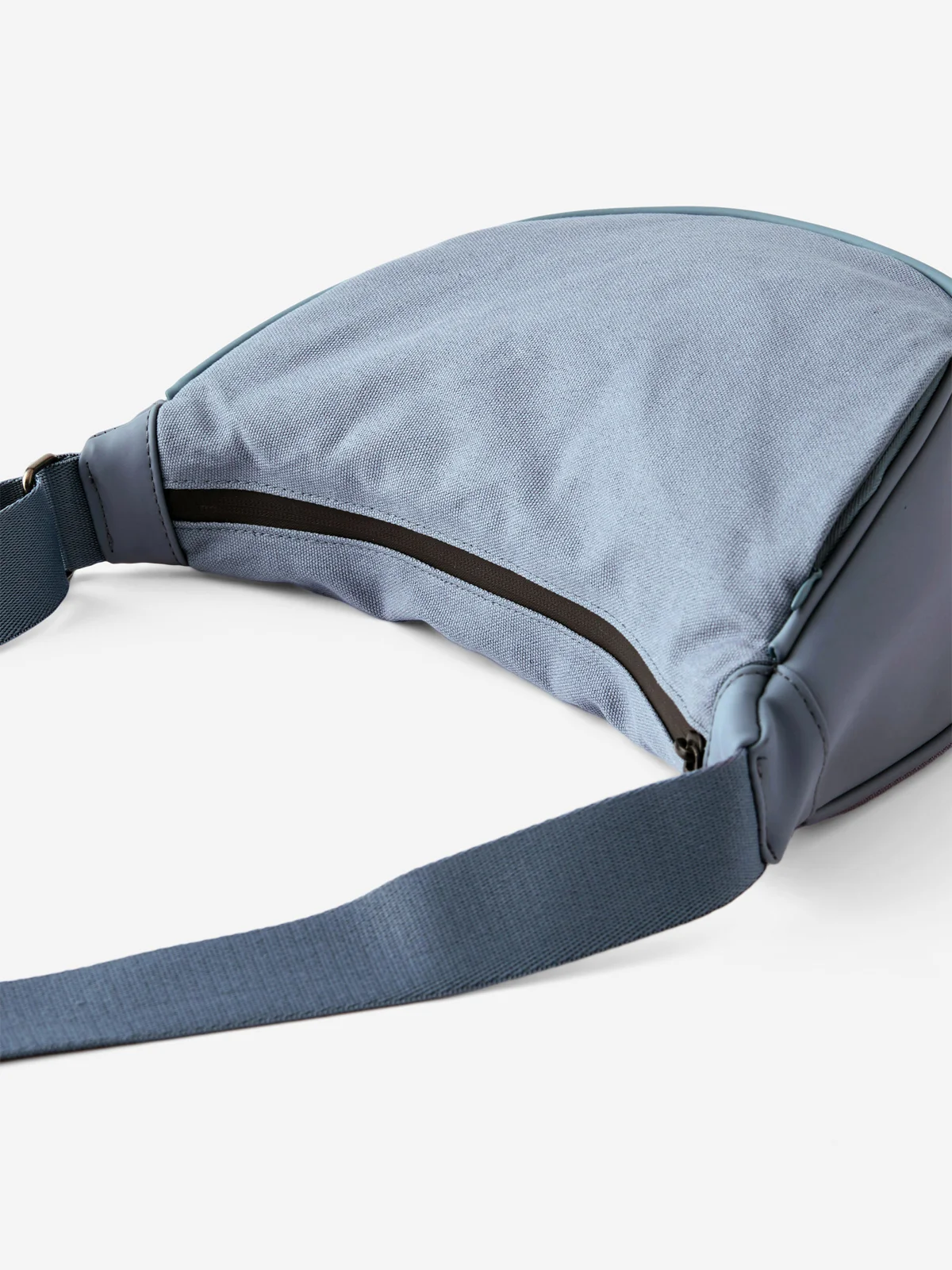 TYPO Túi Đeo Chéo - Essential Crossbody Sling