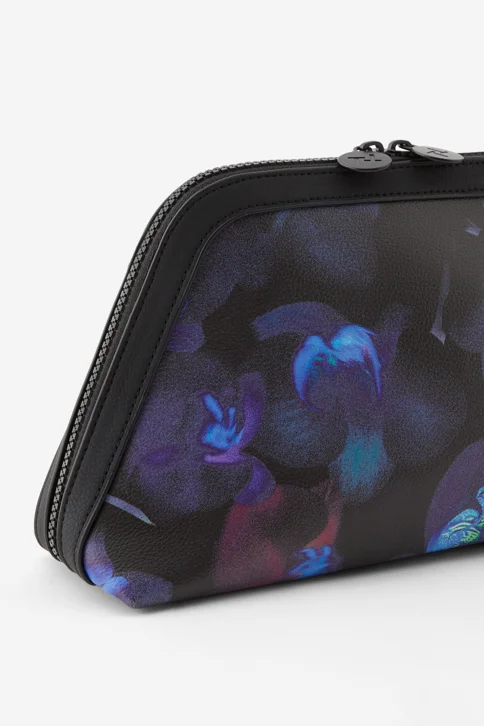 TYPO Túi Đựng Mỹ Phẩm - Traveller Makeup Case