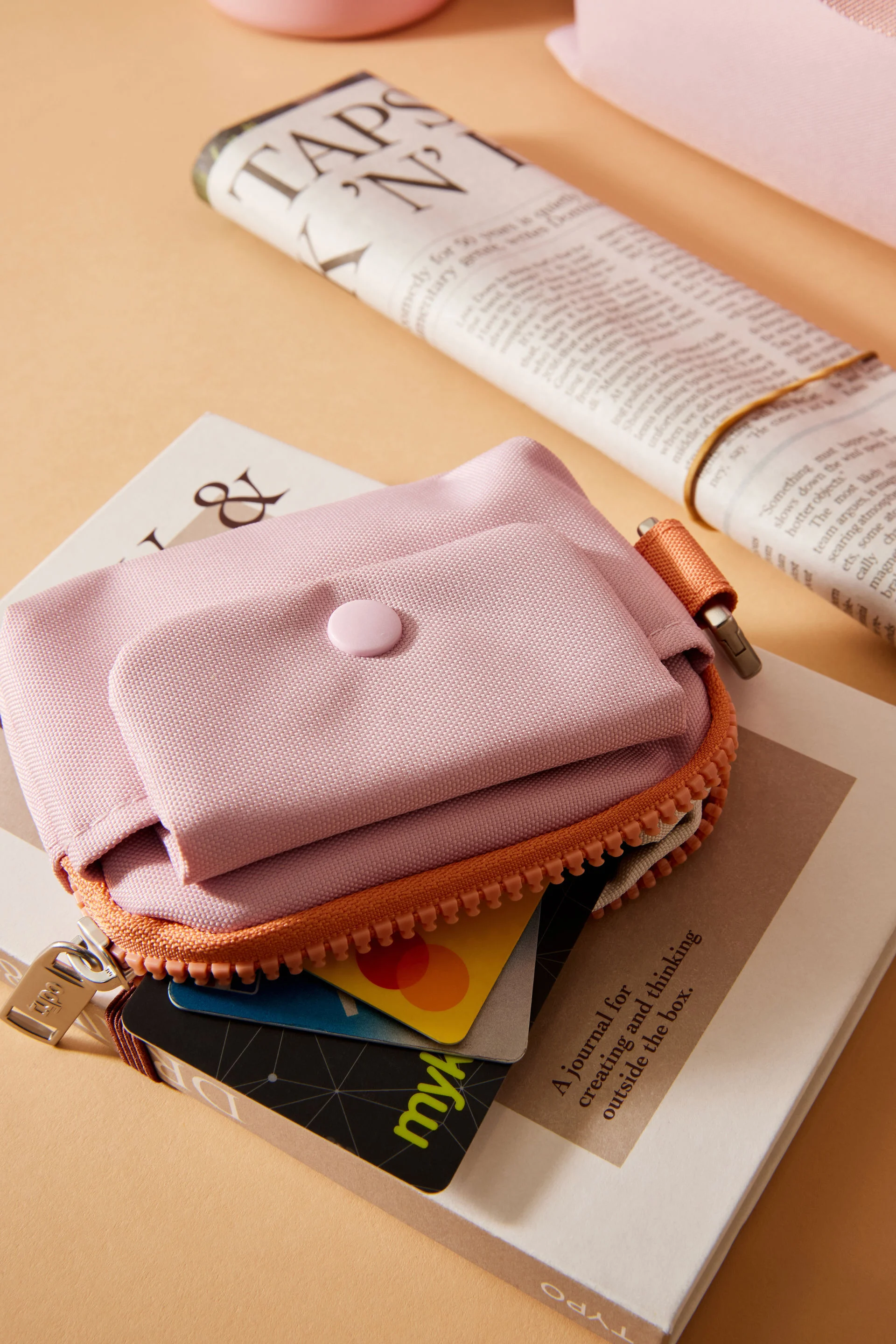 TYPO Ví Đựng Phụ Kiện - Mode Zip Wallet