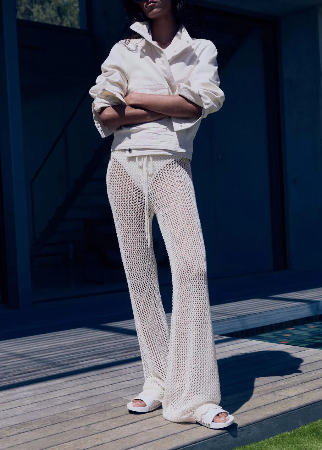 NATURAL WHITE