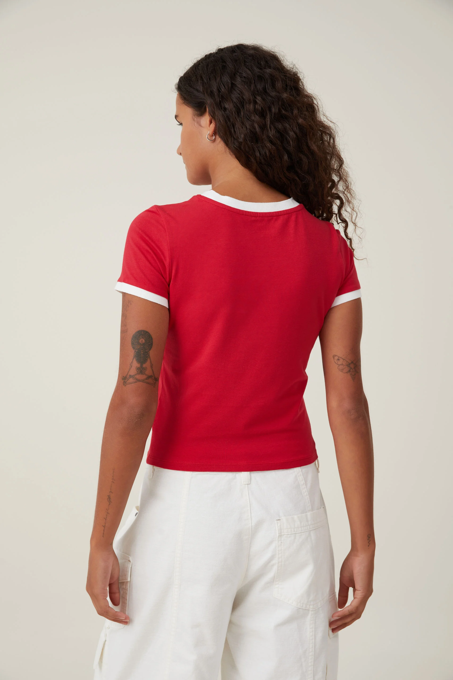 COTTON ON Áo Thun Có Hoạ Tiết Nữ-Fitted Graphic Longline Tee