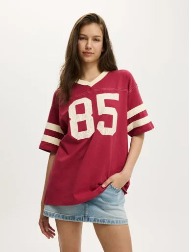 COTTON ON Áo Thun Có Họa Tiết Nữ - V Neck Oversized Graphic Tee
