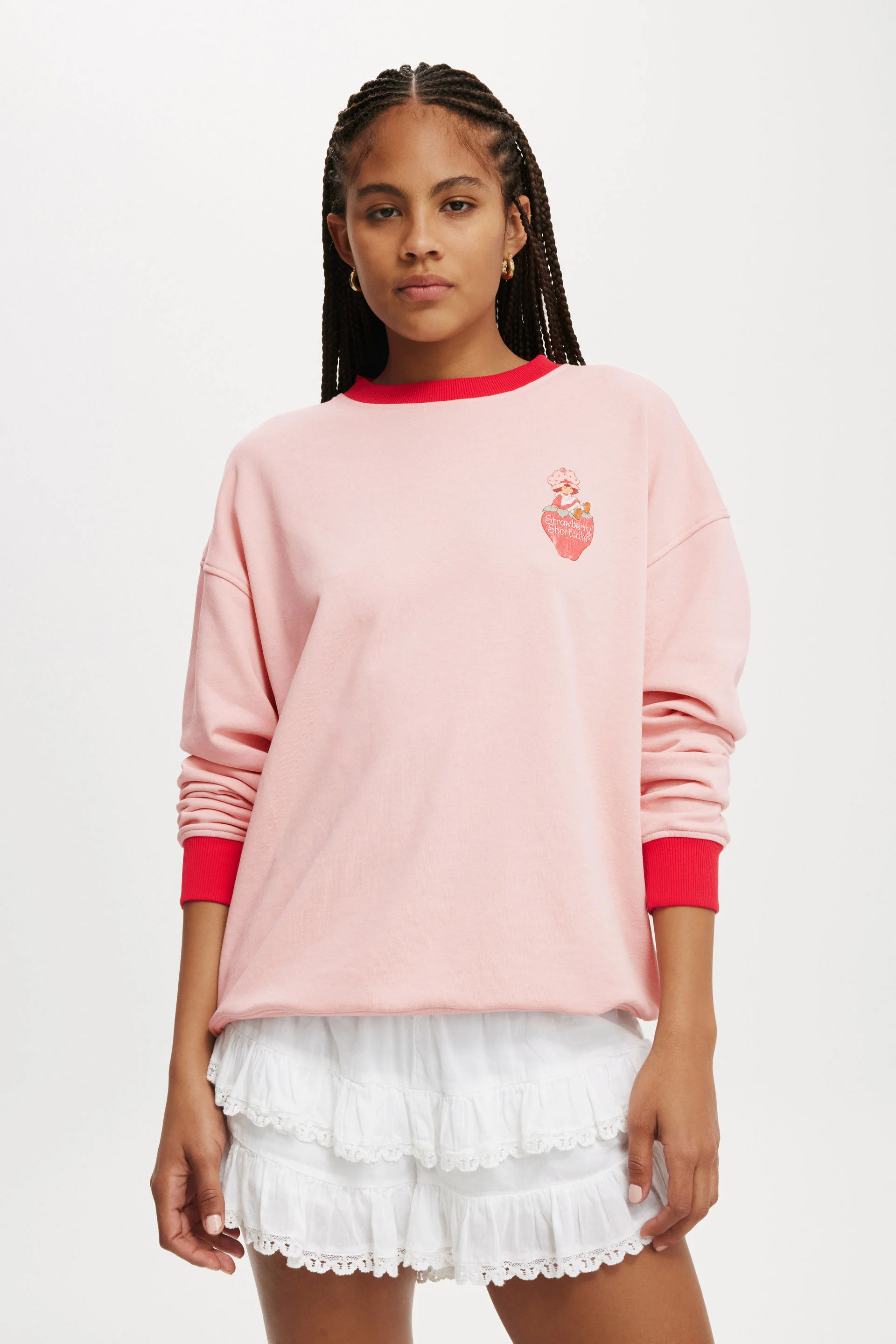 COTTON ON Áo Chui Đầu Dài Tay Nữ-Strawberry Shortcake Crew Sweatshirt
