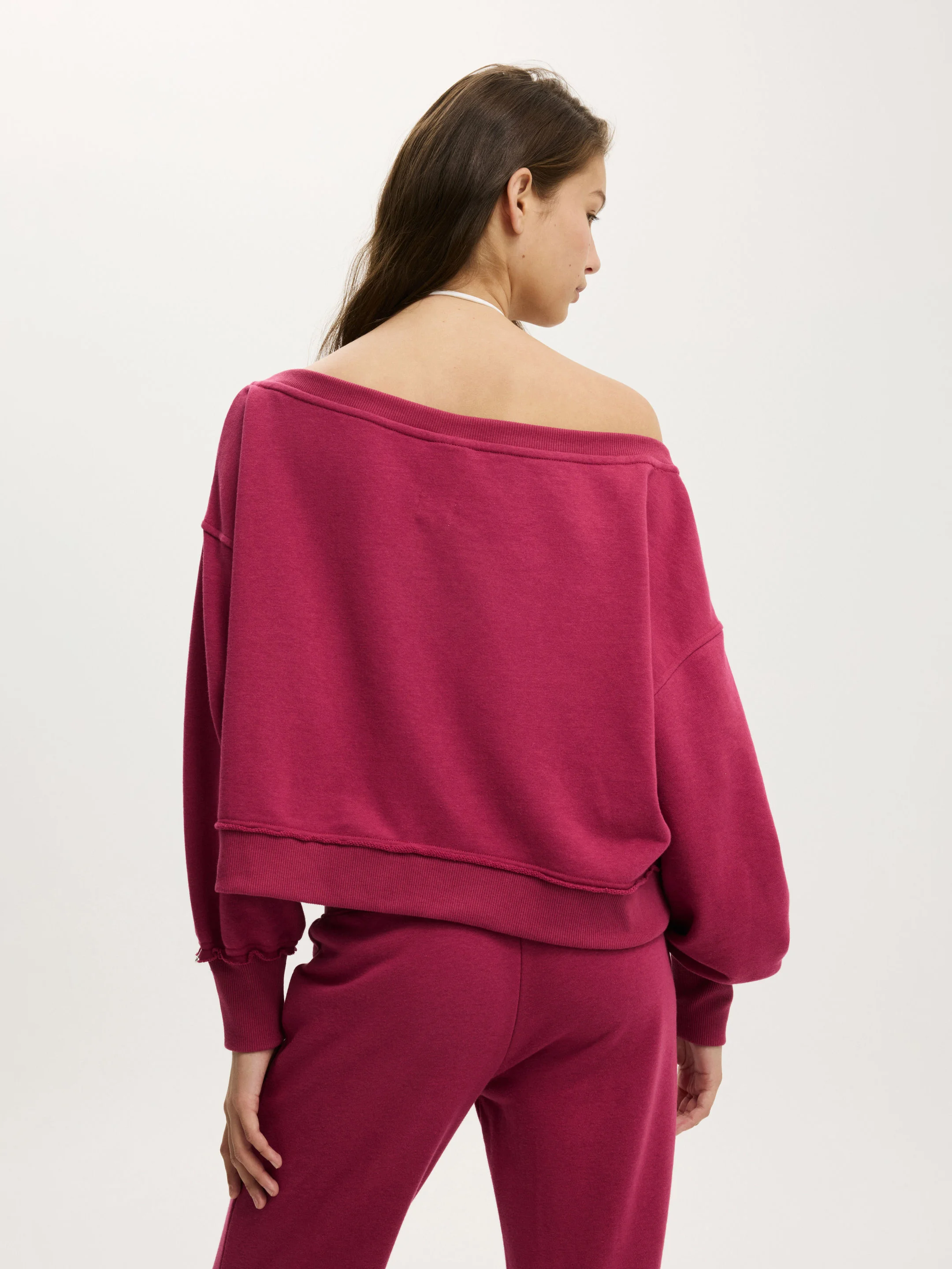 COTTON ON Áo Trễ Vai Nữ-Off Shoulder Sweatshirt - License