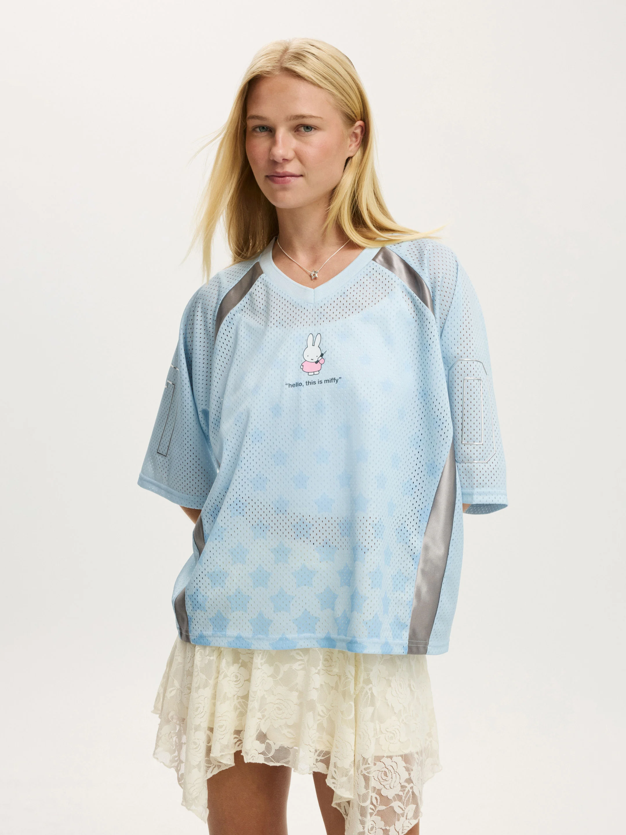 COTTON ON Áo Thun Có Họa Tiết Nữ-Lcn V Neck Regular Cropped Gra