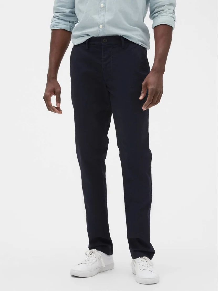 GAP Quần Vải Dài Nam - Essential Khaki Slim Fit