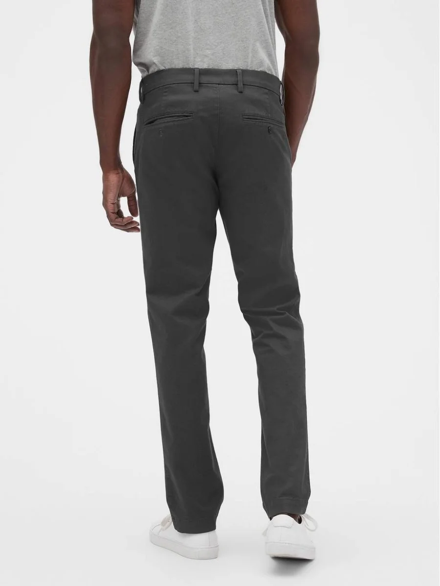 GAP Quần Vải Dài Nam - Essential Khaki Slim Fit