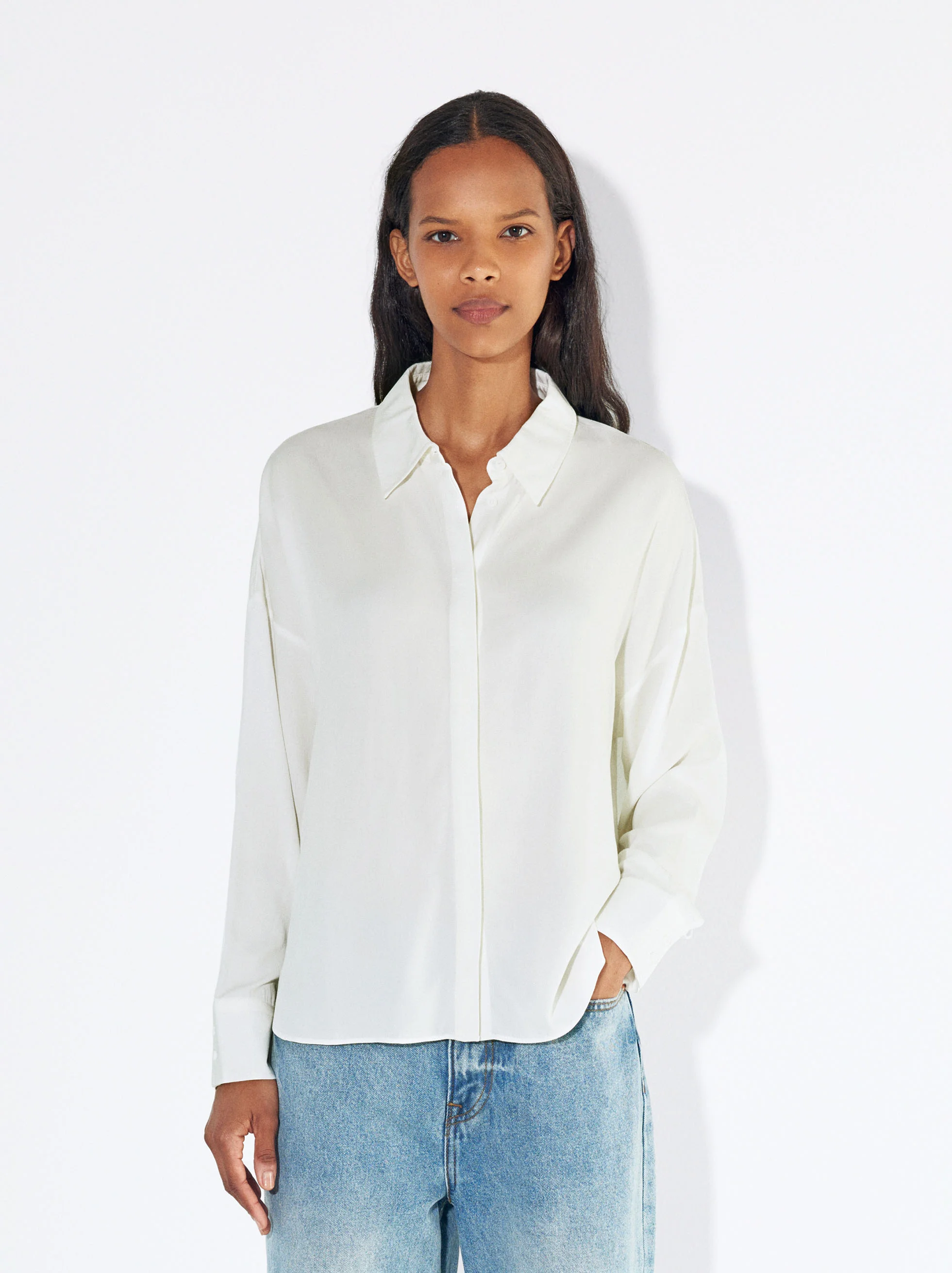 PARFOIS Áo Essentials T Display 1