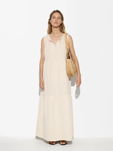 PARFOIS Đầm T1 Essentials