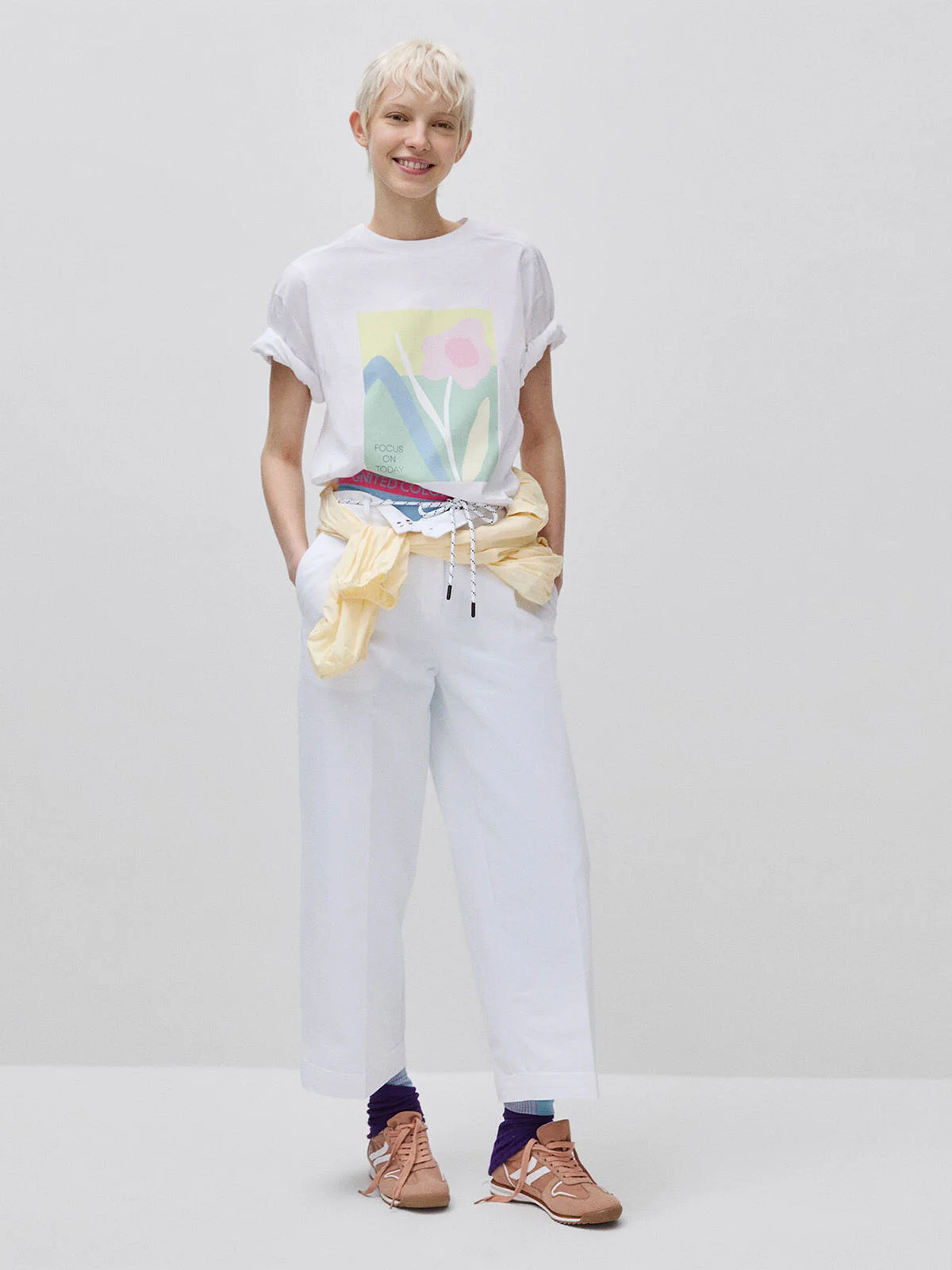 UNITED COLORS OF BENETTON Áo Thun Ngắn Tay Nữ