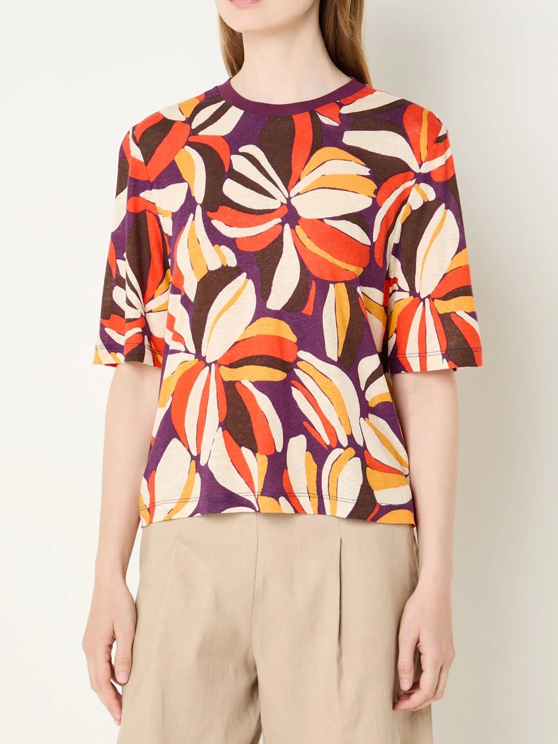 UNITED COLORS OF BENETTON Áo Thun Ngắn Tay Nữ Women T-Shirt