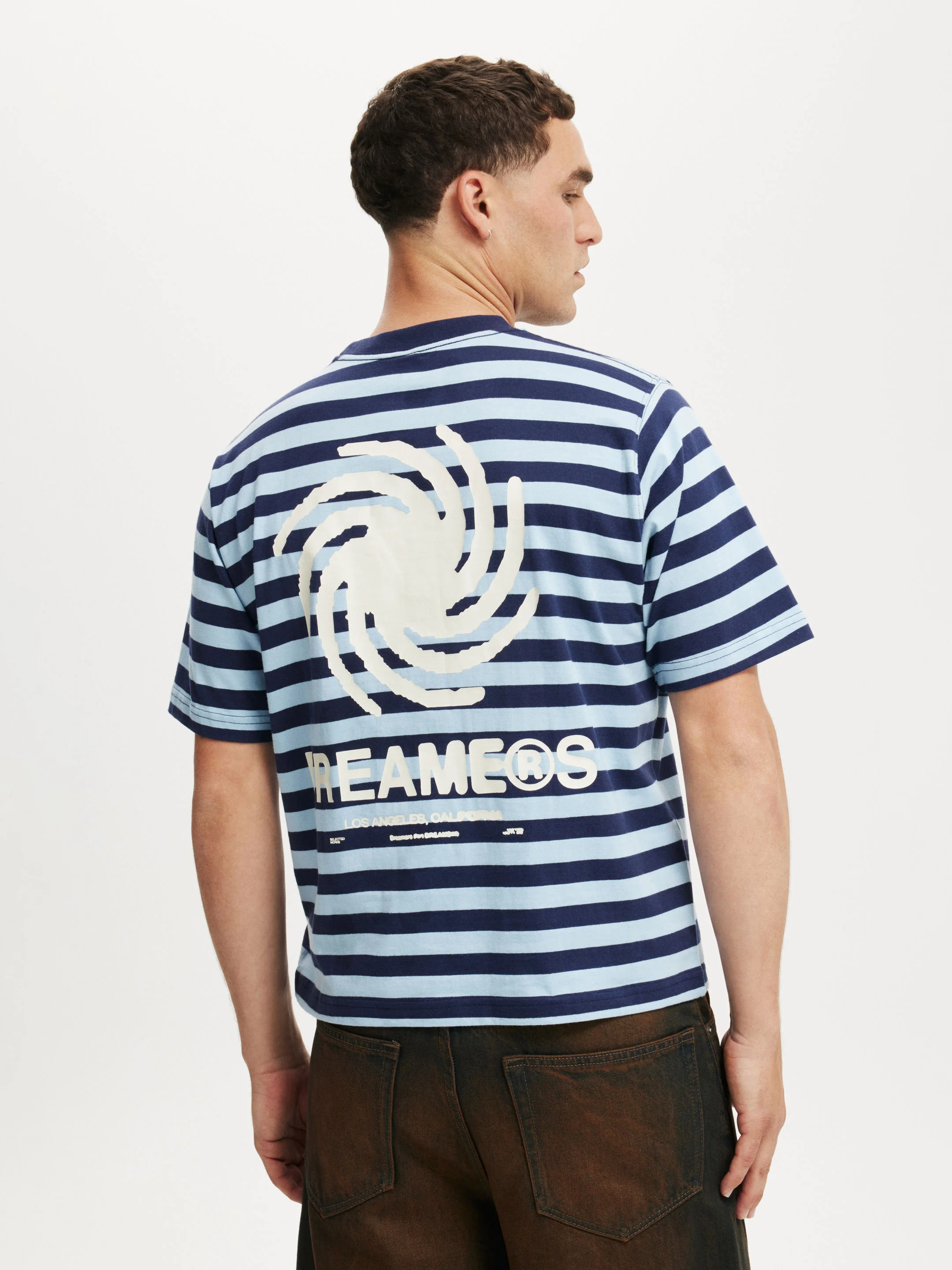 COTTON ON Áo Thun Có Họa Tiết Nam-Cropped Fit Graphic T-Shirt