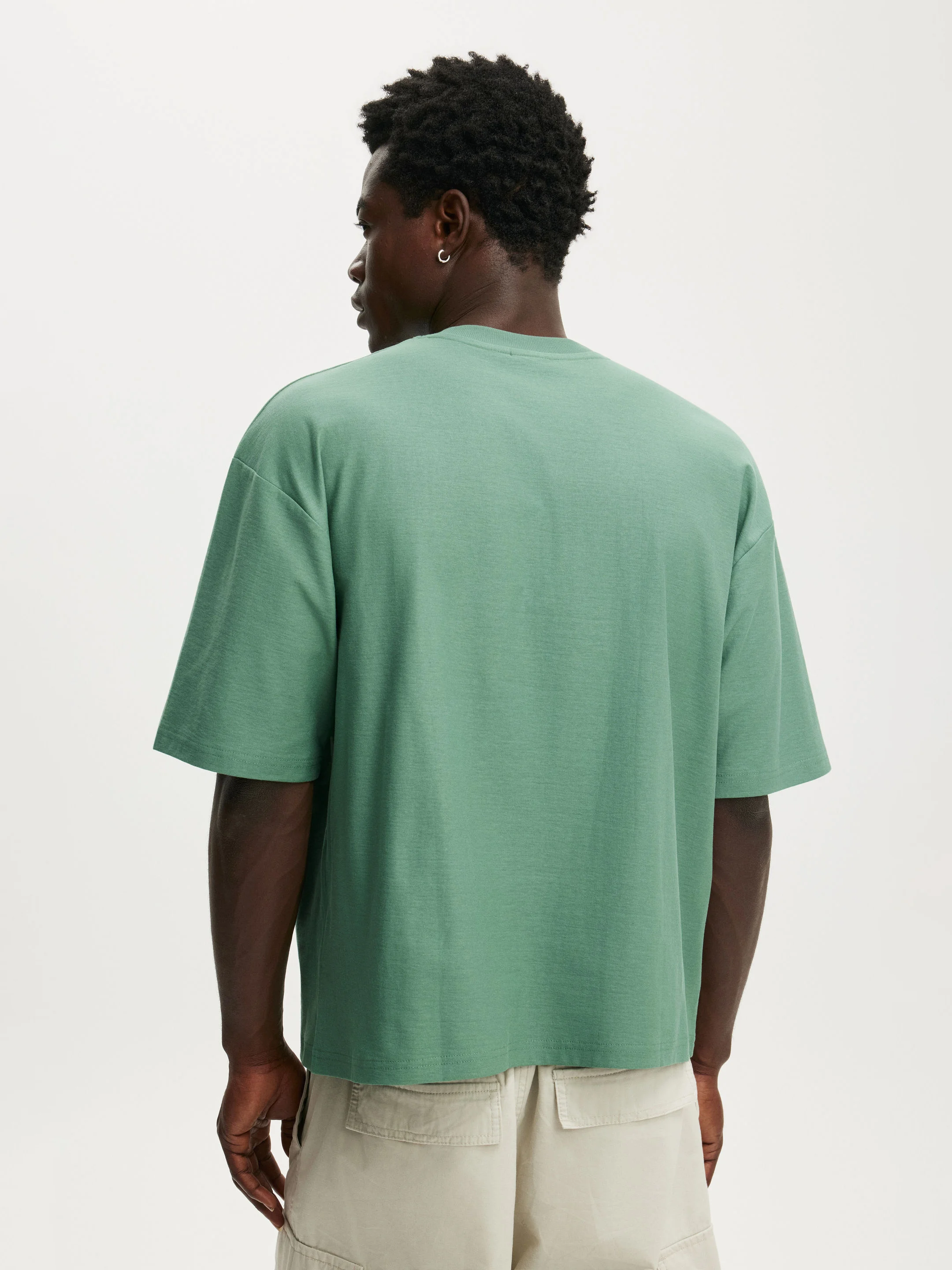 COTTON ON Áo Thun Có Họa Tiết Nam-Cropped Fit Graphic T-Shirt