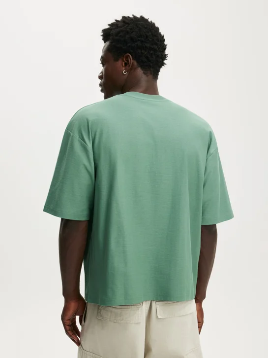 COTTON ON Áo Thun Có Họa Tiết Nam-Cropped Fit Graphic T-Shirt