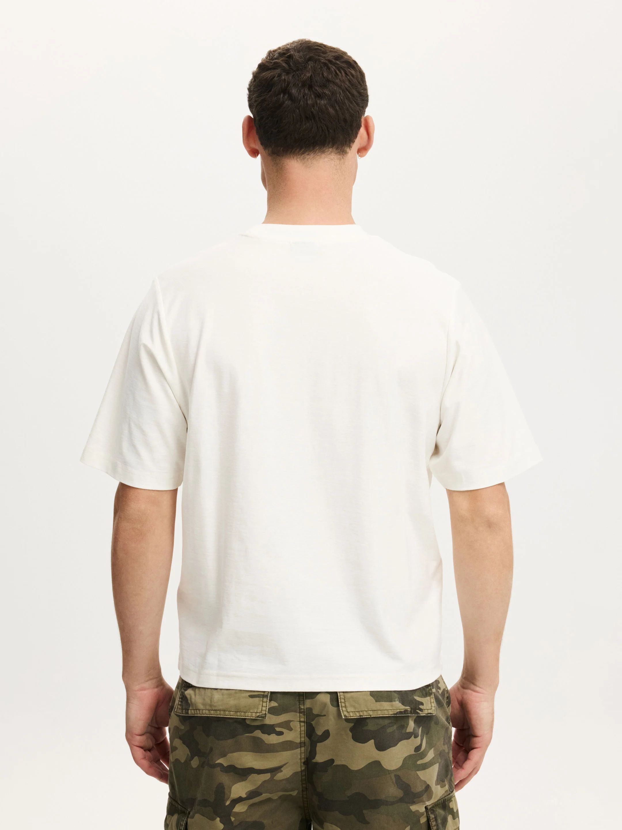 COTTON ON Áo Thun Có Họa Tiết Nam-Cropped Fit Graphic T-Shirt