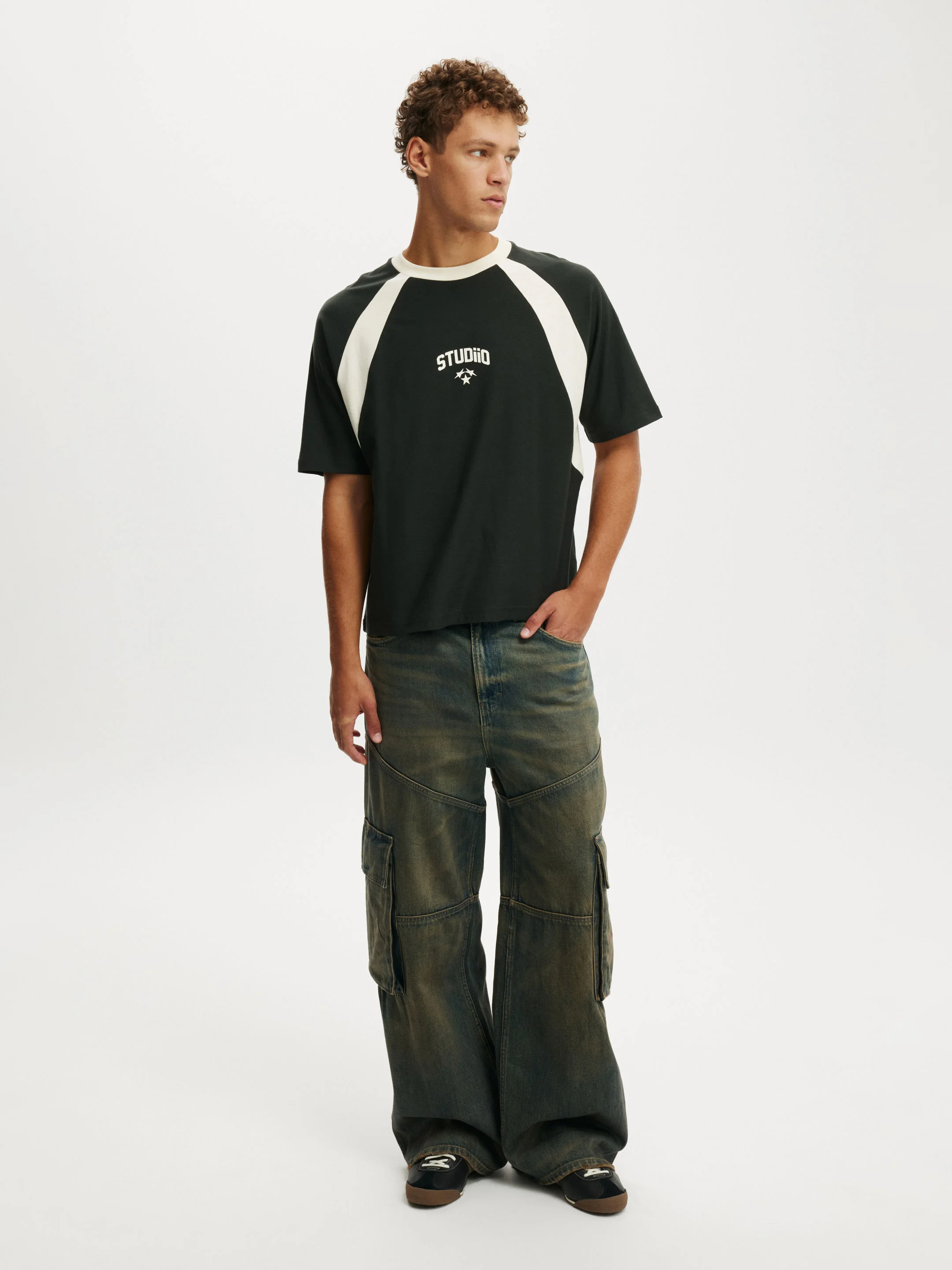 COTTON ON Áo Thun Có Họa Tiết Nam - Cropped Fit Graphic T-Shirt