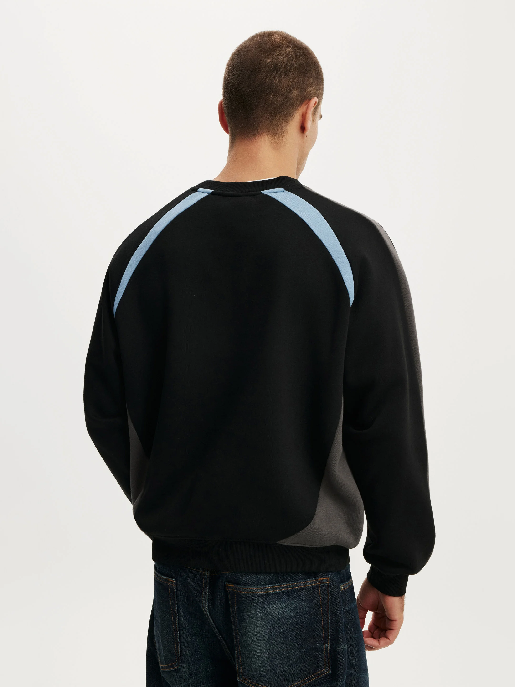 COTTON ON Áo Chui Đầu Dài Tay Nam-Box Fit Alfa Romeo Sweater