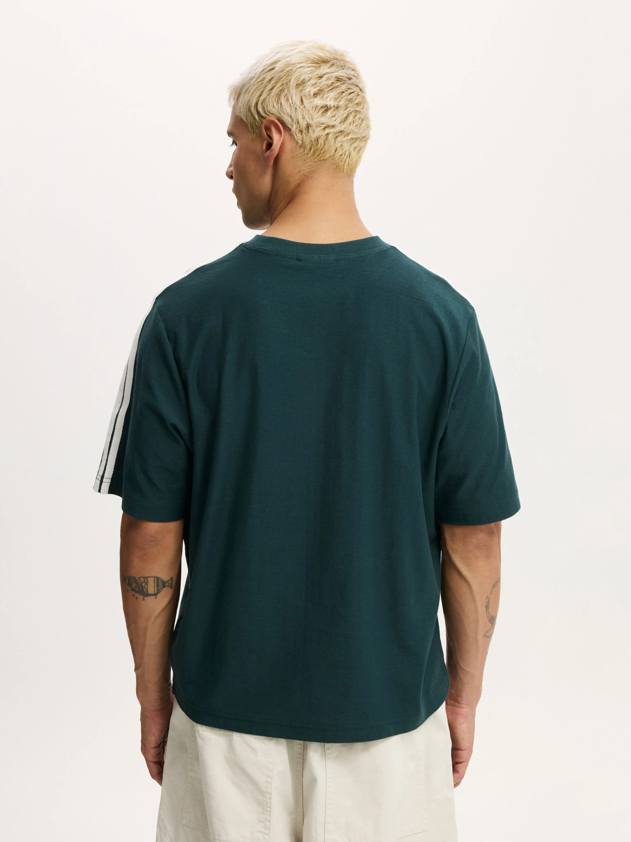 COTTON ON Áo Thun Tay Ngắn Nam - Cropped Fit Honda X Jt Racing