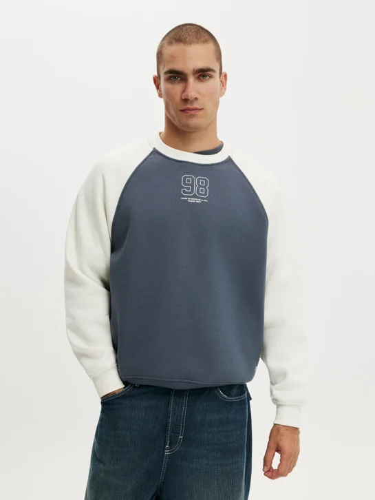 COTTON ON Áo Chui Đầu Dài Tay Nam - Fifa Box Fit Crew Sweater