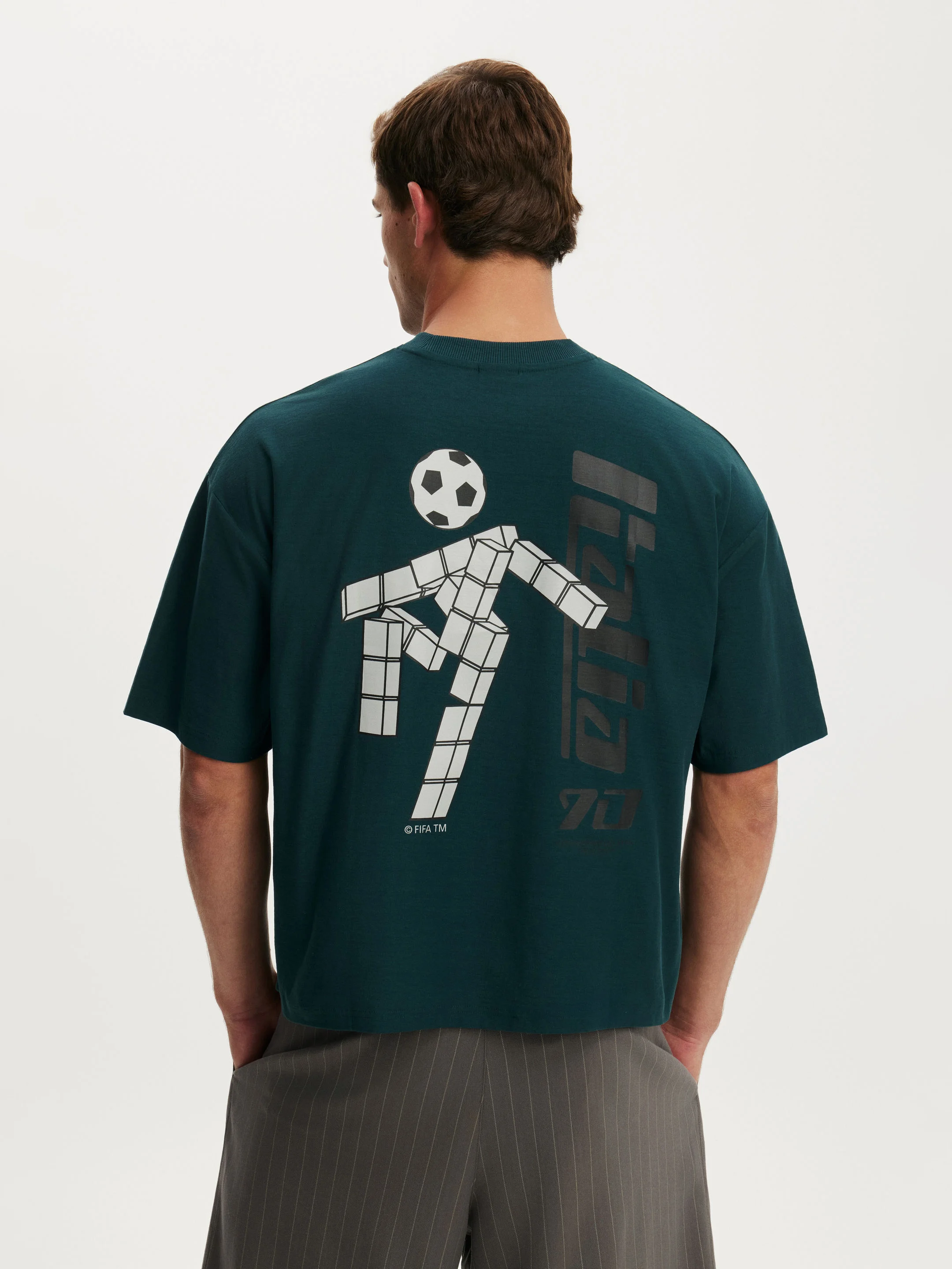 COTTON ON Áo Thun Có Họa Tiết Nam-Cropped Fit Fifa T-Shirt