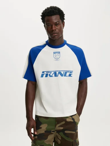 COTTON ON Áo Thun Có Họa Tiết Nam-Cropped Fit Fifa T-Shirt
