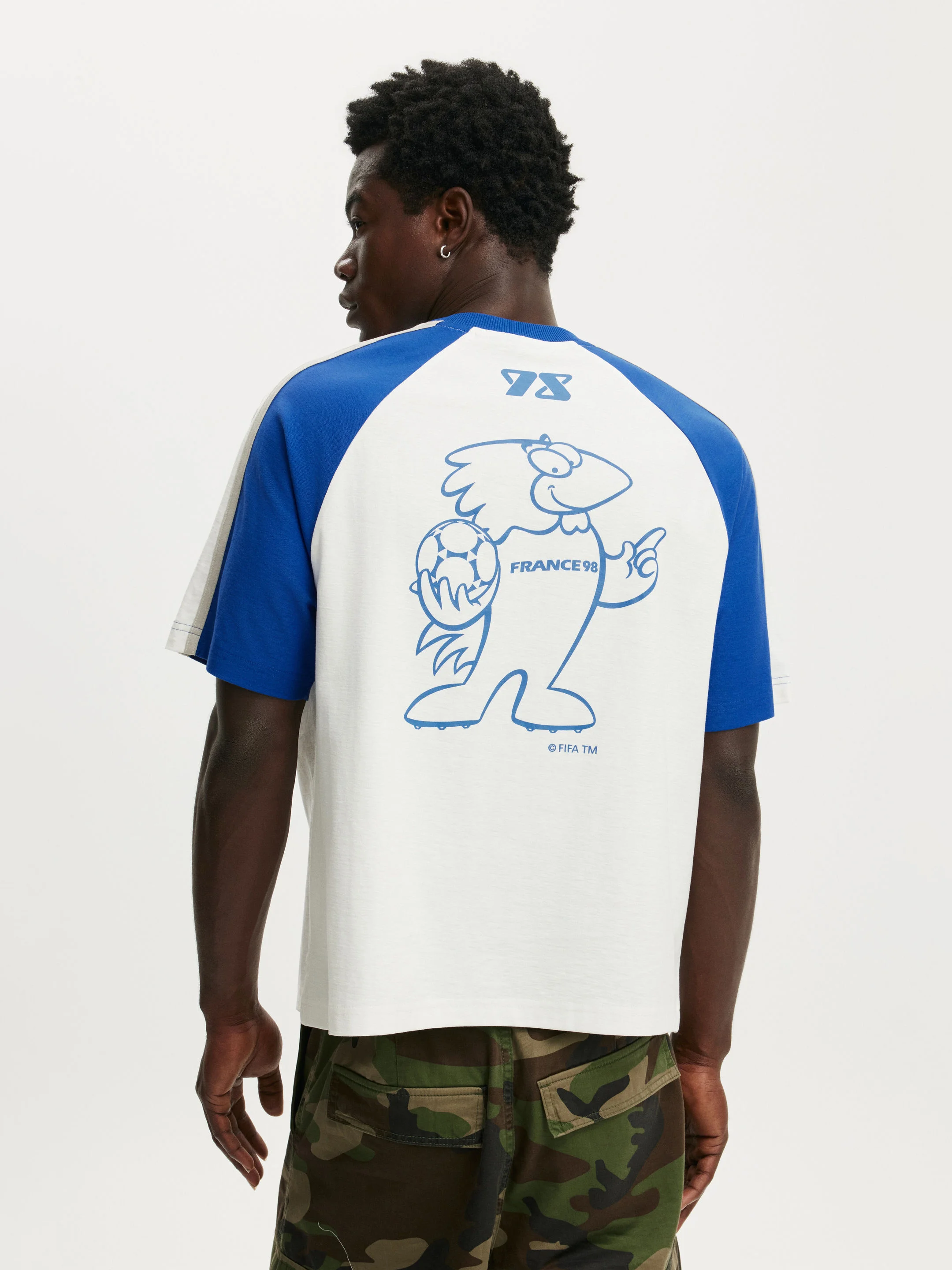 COTTON ON Áo Thun Có Họa Tiết Nam-Cropped Fit Fifa T-Shirt