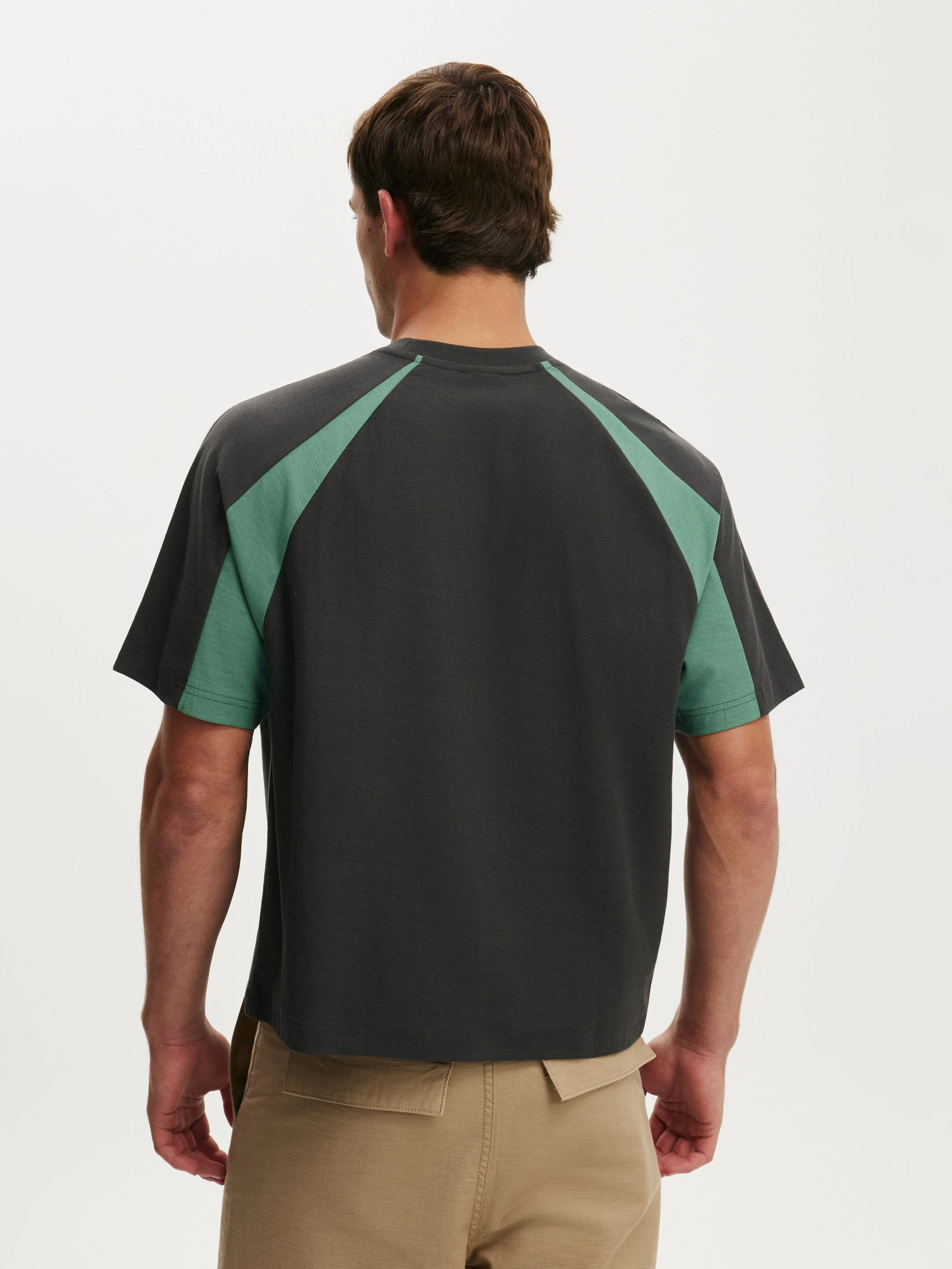 COTTON ON Áo Thun Có Họa Tiết Nam-Cropped Fit Fifa T-Shirt