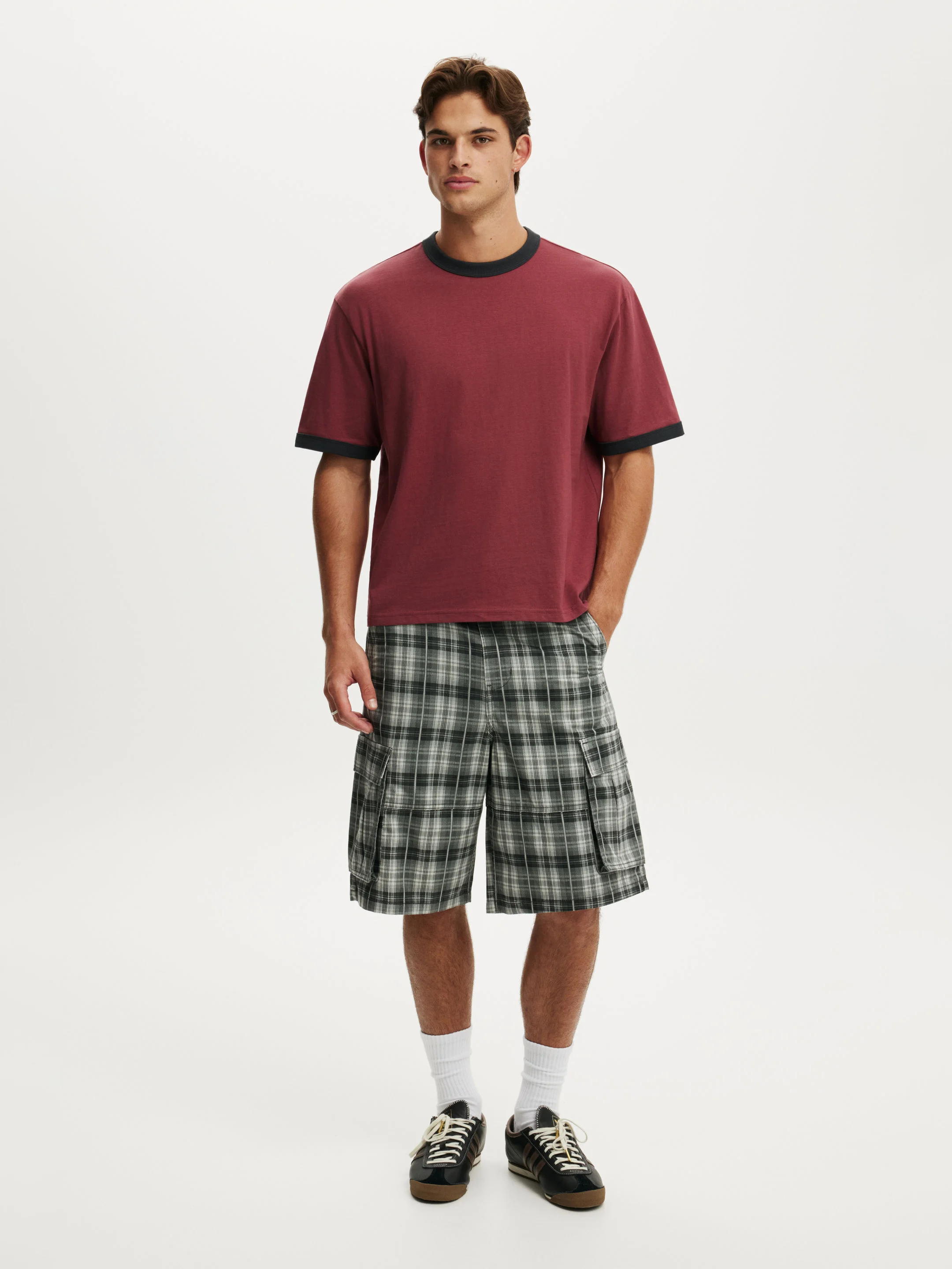 BLACK CHECK