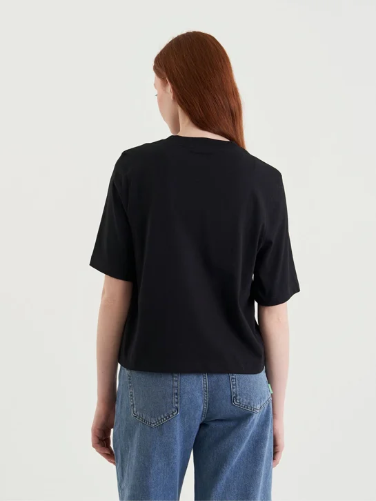UNITED COLORS OF BENETTON Áo Thun Ngắn Tay Nữ Women T-Shirt