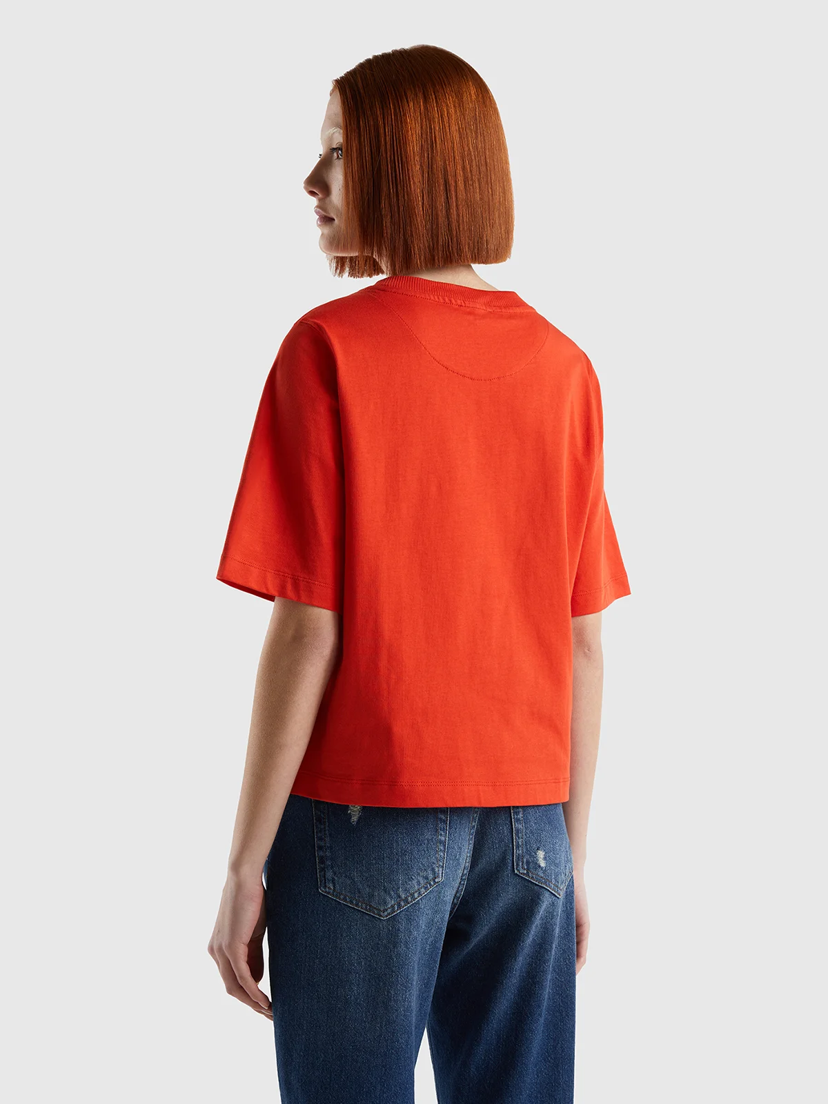 UNITED COLORS OF BENETTON Áo Thun Ngắn Tay Nữ 100% Cotton Boxy Fit T-Shirt