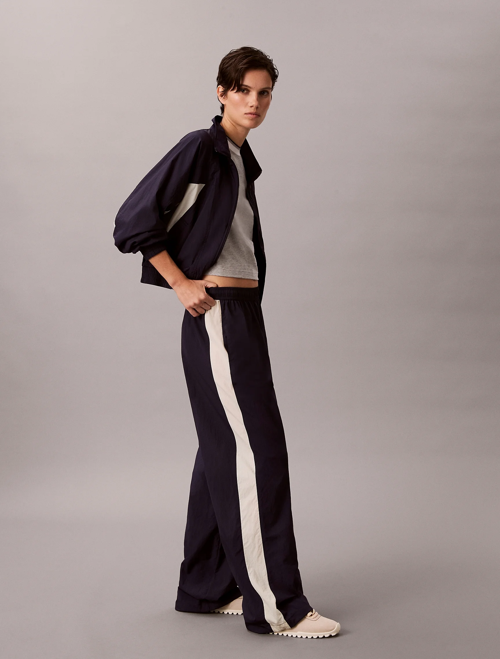 CK JEANS Quần Dài Nữ Relaxed Nylon Track Pants