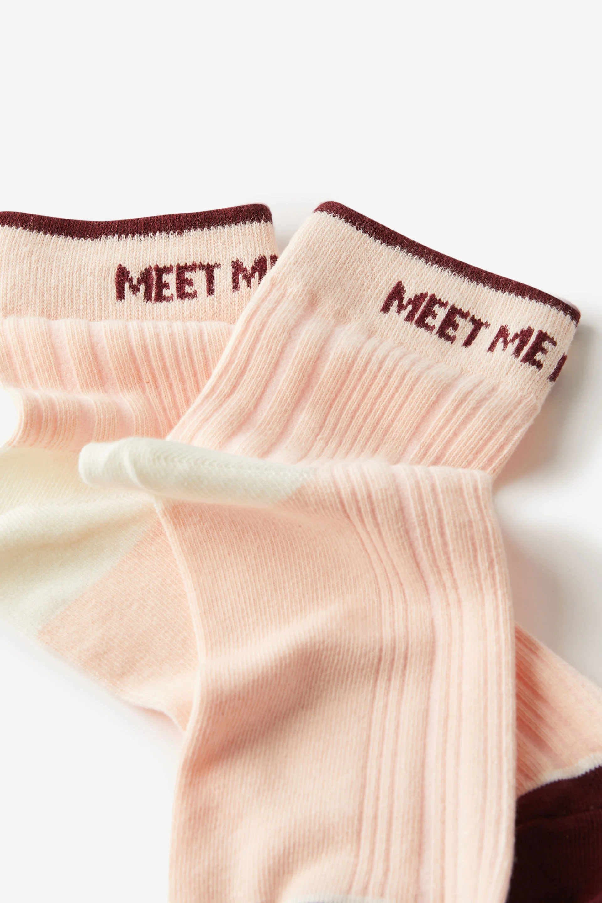COTTON ON RUBI Vớ Dài Nữ-Graphic Quarter Crew Sock