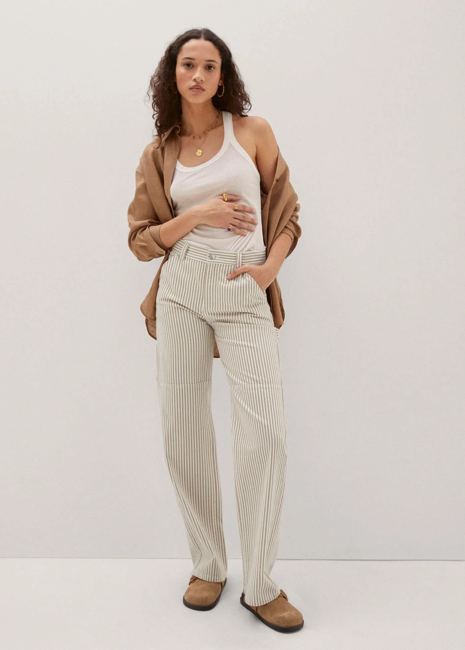 MANGO Quần Jeans Kyomi
