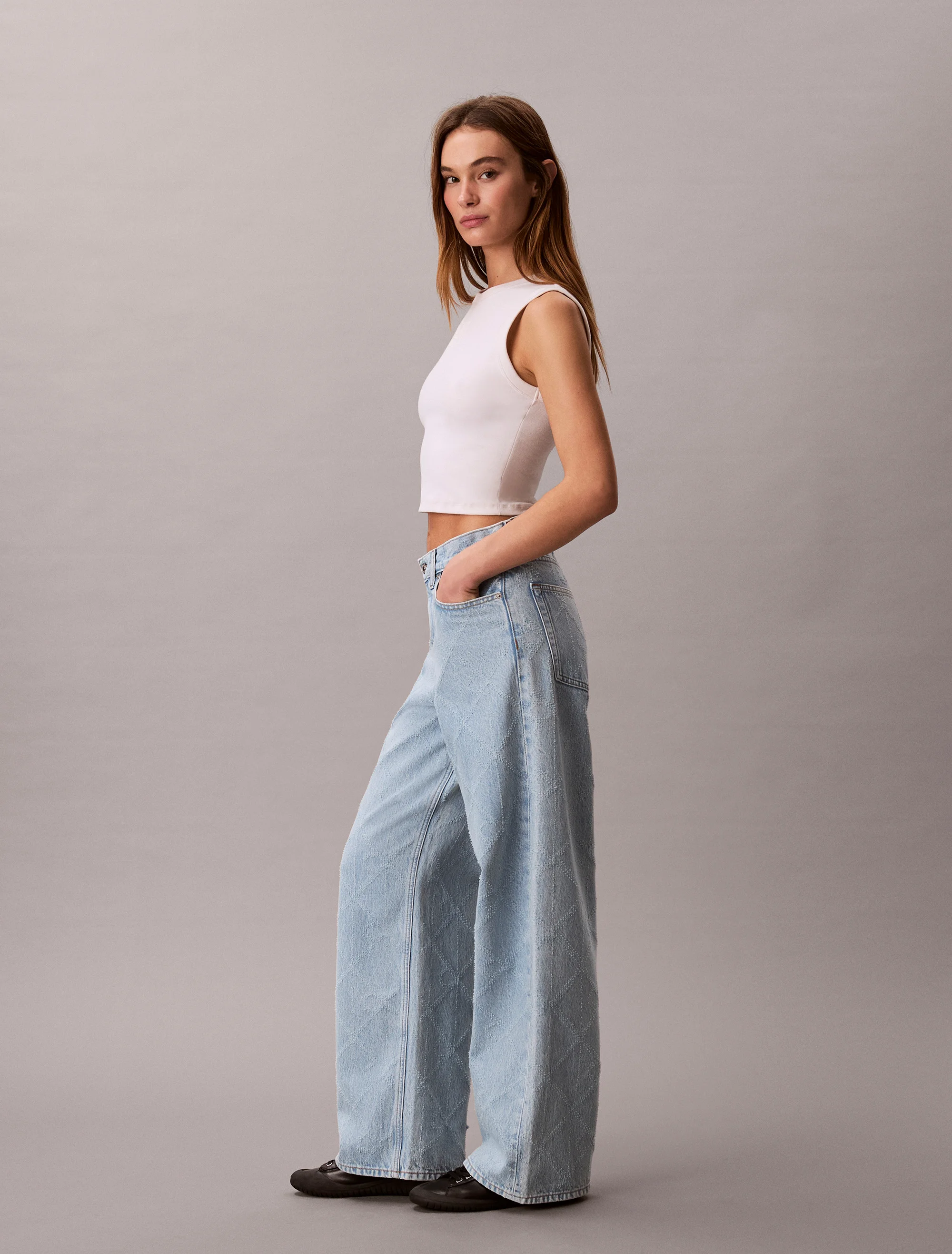 CK JEANS Quần Jeans Nữ All-Over Logo Baggy Jeans