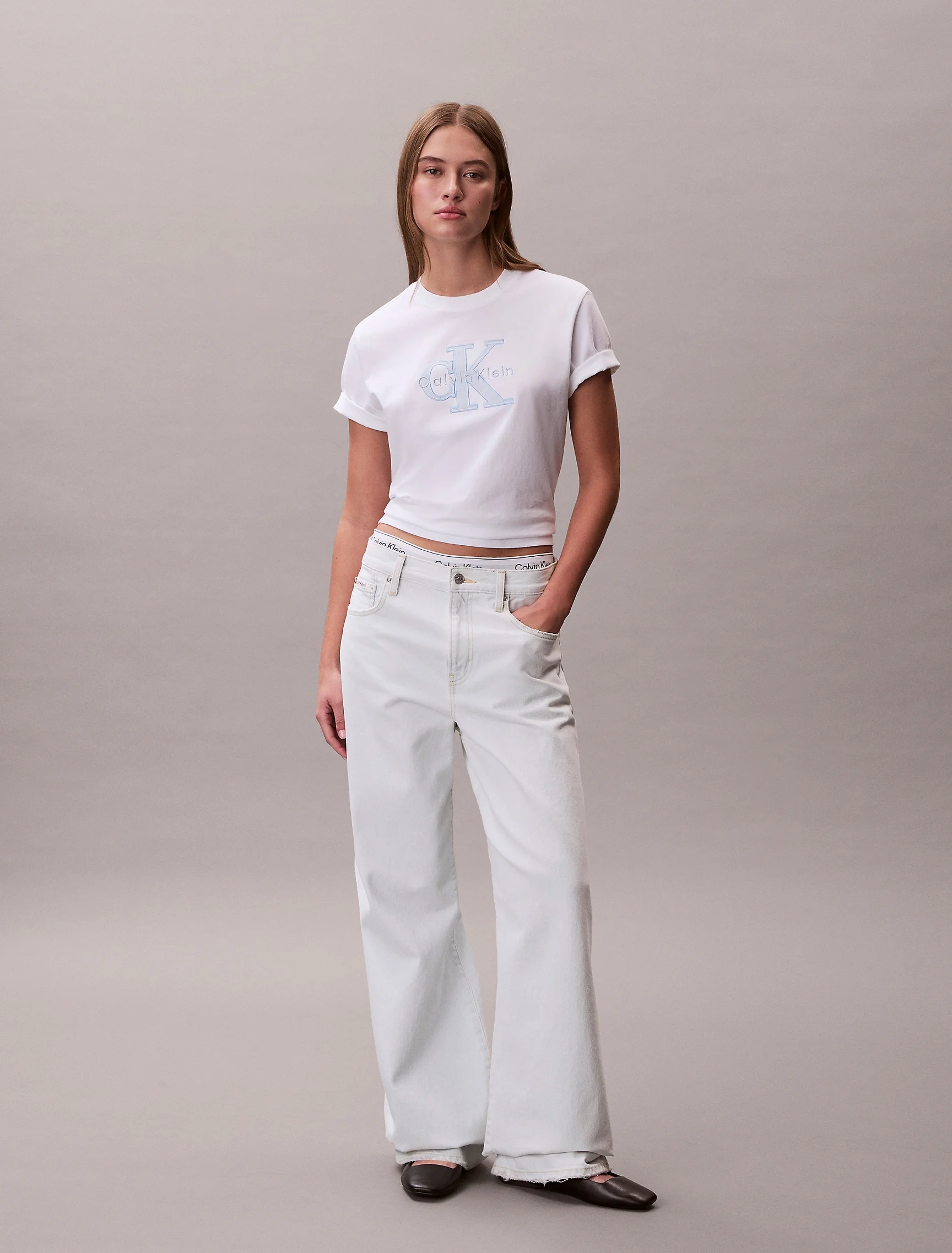 BRIGHT WHITE