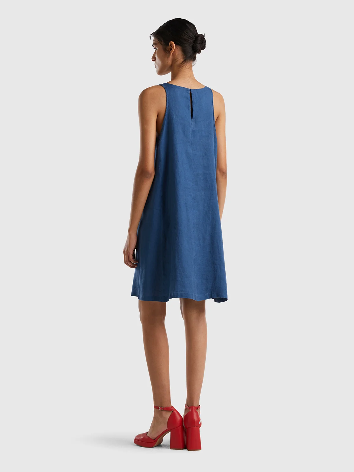 UNITED COLORS OF BENETTON Đầm Nữ Sleeveless Dress In Pure Linen