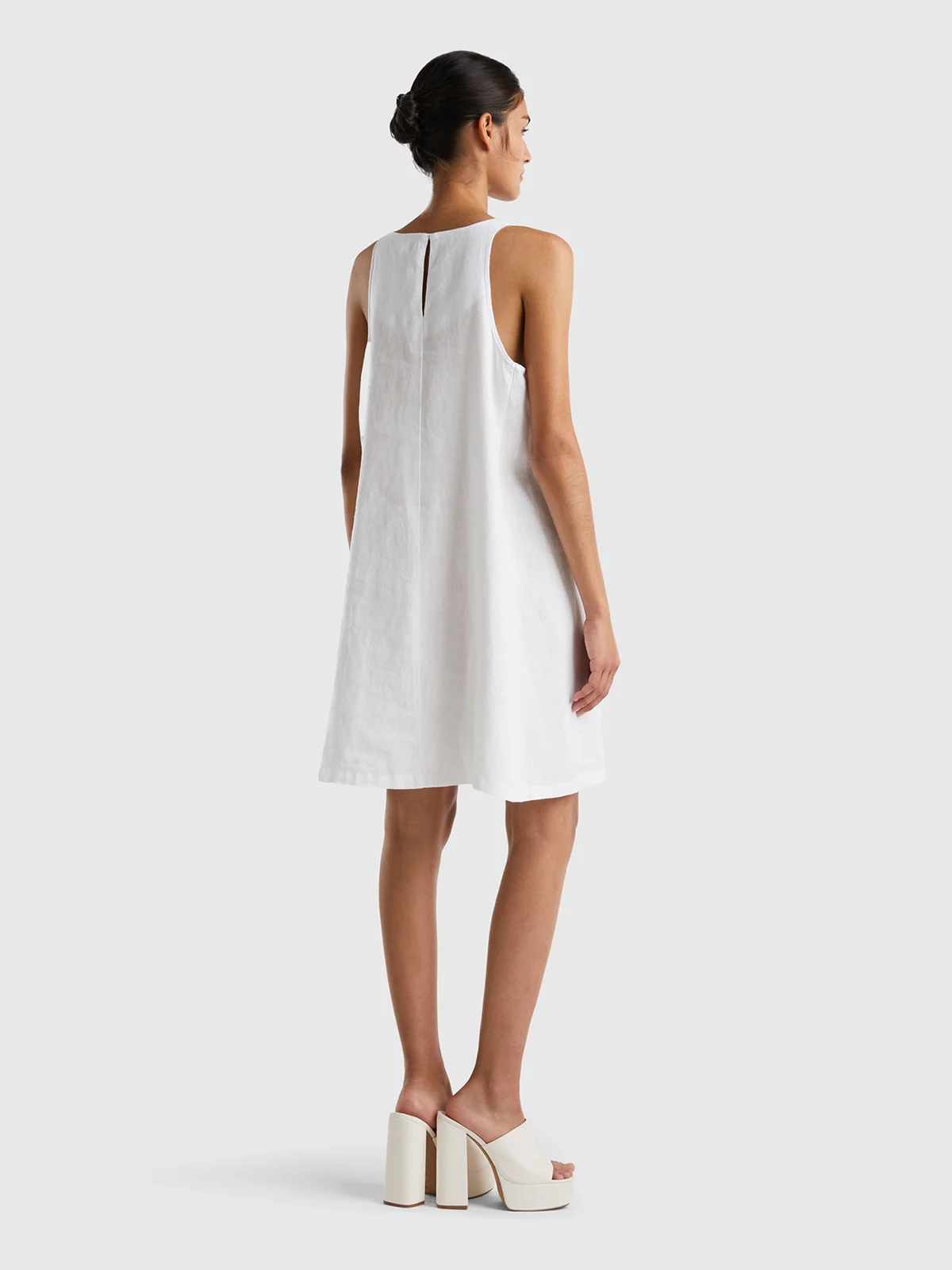 UNITED COLORS OF BENETTON Đầm Nữ Sleeveless Dress In Pure Linen