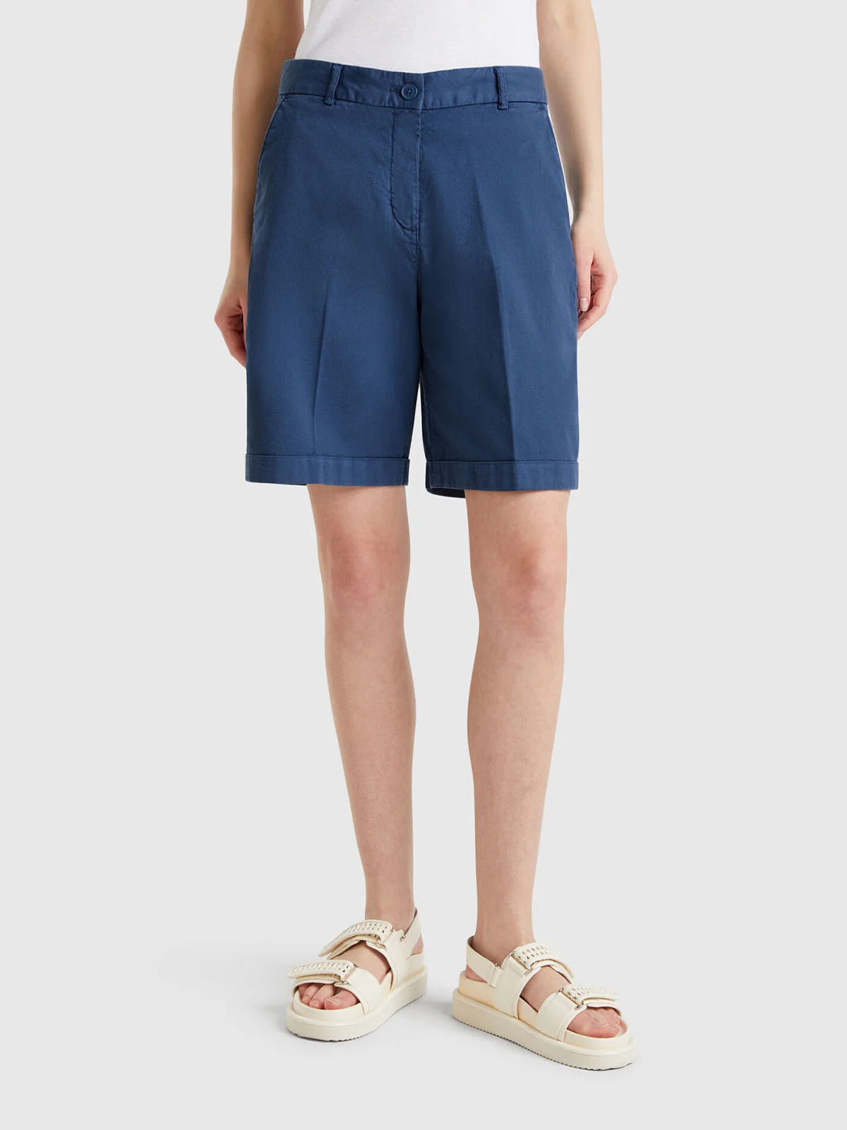UNITED COLORS OF BENETTON Quần Ngắn Nữ