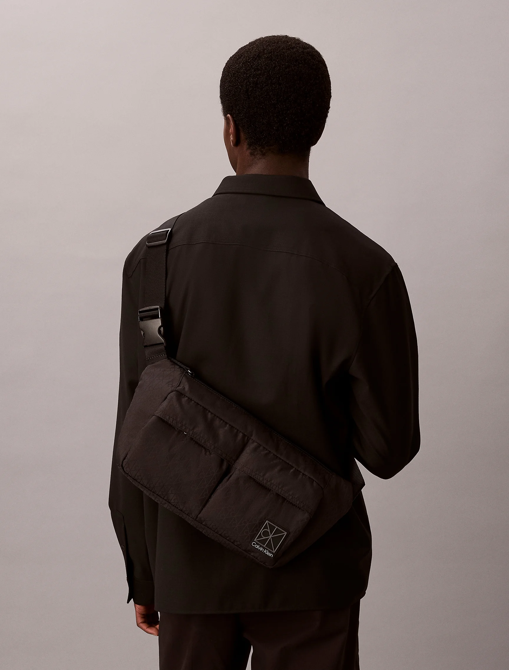CK ACCESSORIES Túi Nam Utility Emblem Sling Waistbag