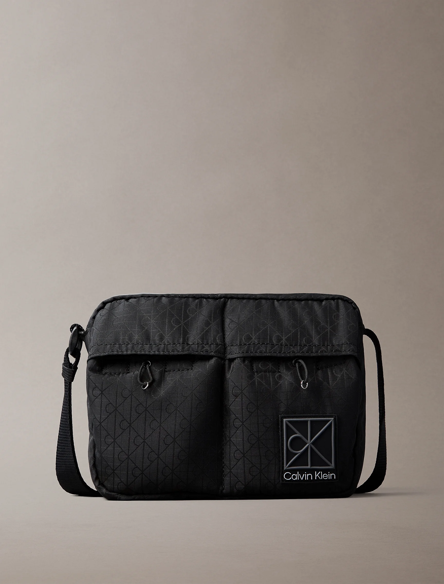 CK ACCESSORIES Túi Nam Utility Emblem Camera Bag