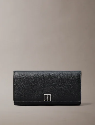CK ACCESSORIES Ví Nữ Emblem Long Billfold Wallet