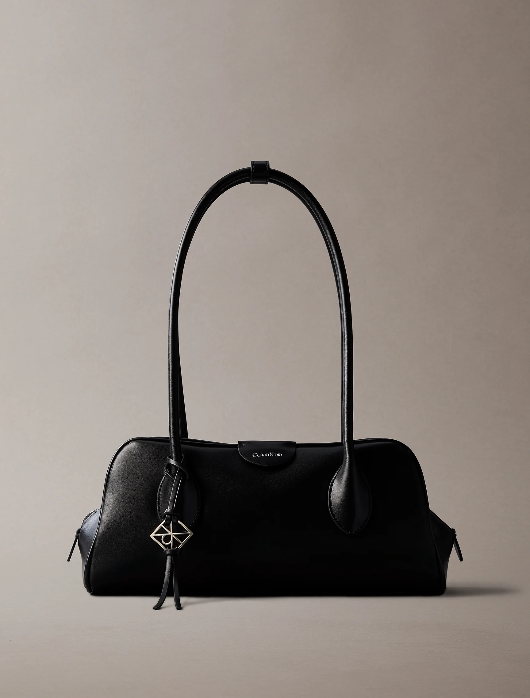 CK ACCESSORIES Túi Nữ Emblem Trio Shoulder Bag