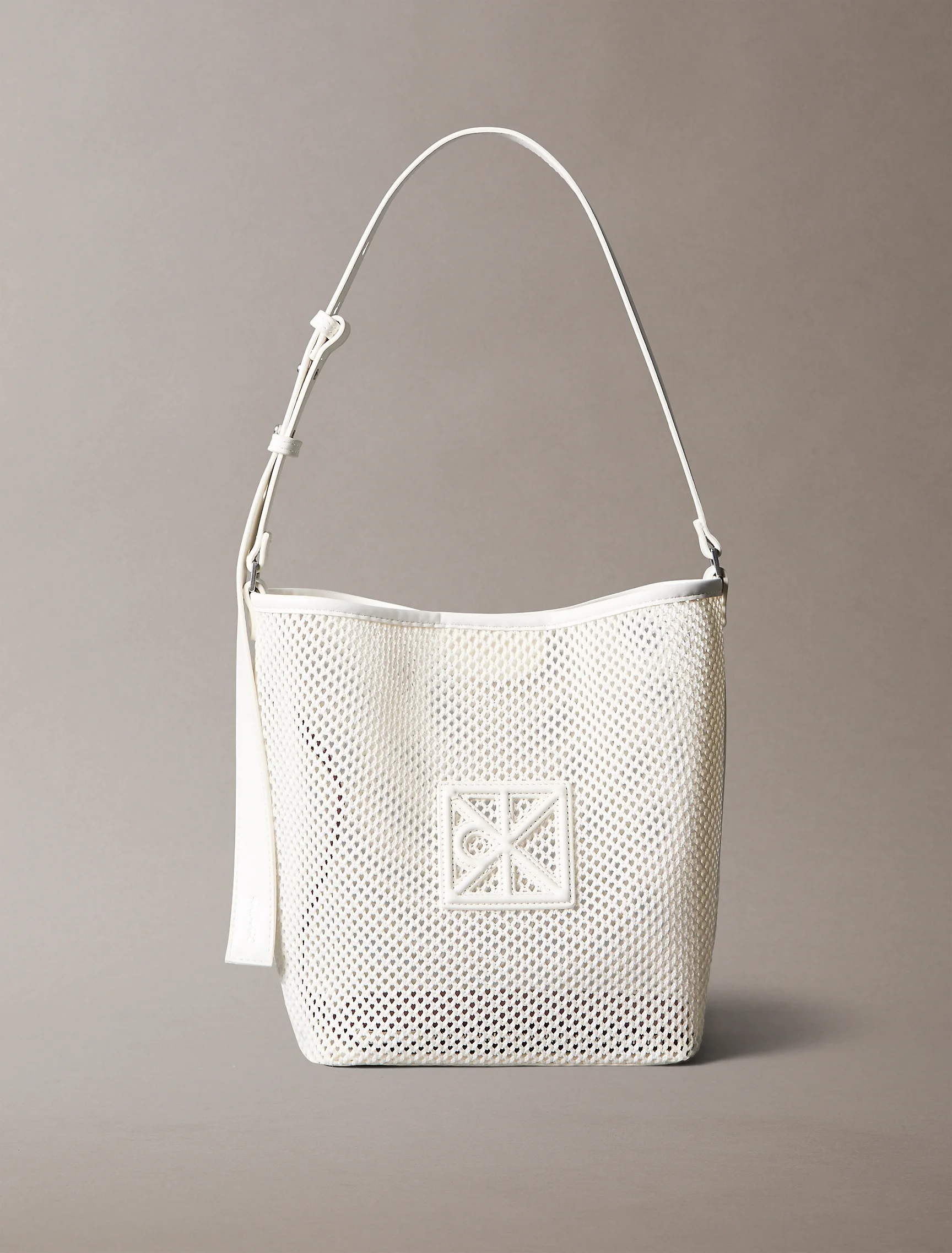 CK ACCESSORIES Túi Nữ Emblem Mesh Bucket