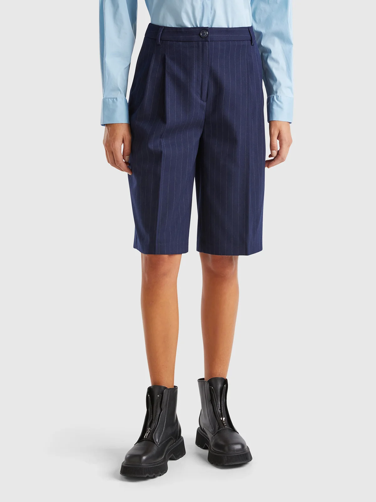 UNITED COLORS OF BENETTON Quần Ngắn Nữ Women Bermuda