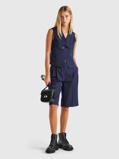 UNITED COLORS OF BENETTON Quần Ngắn Nữ Women Bermuda