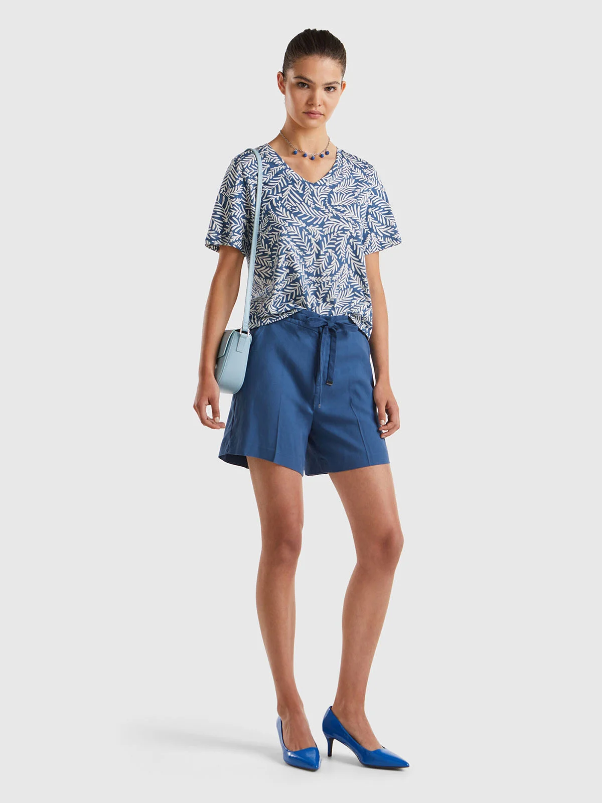 UNITED COLORS OF BENETTON Quần Ngắn Nữ